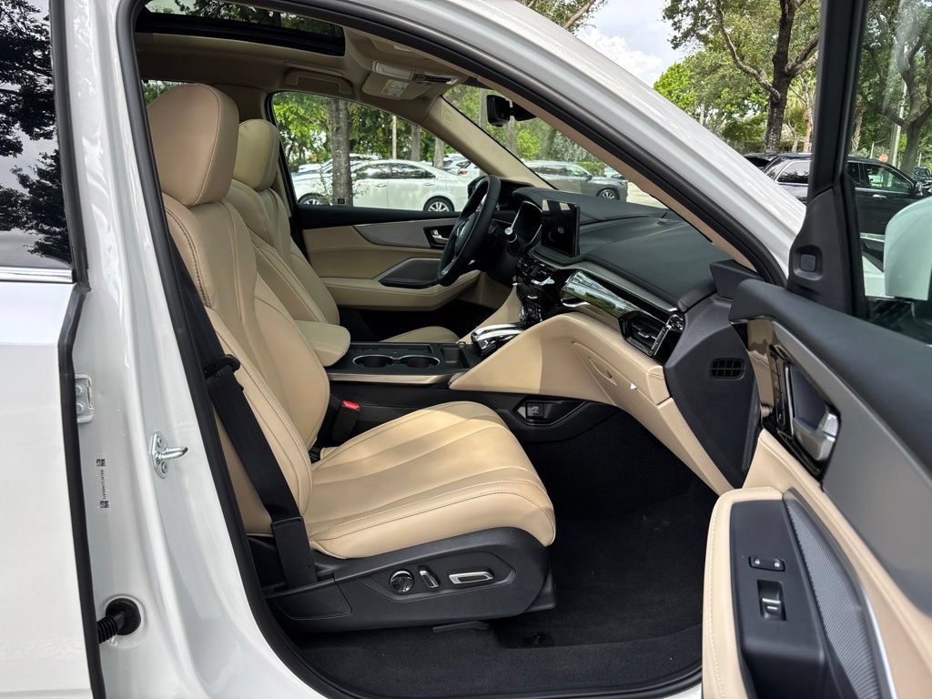 New 2026 Acura MDX w/ Technology Package FWD image 12