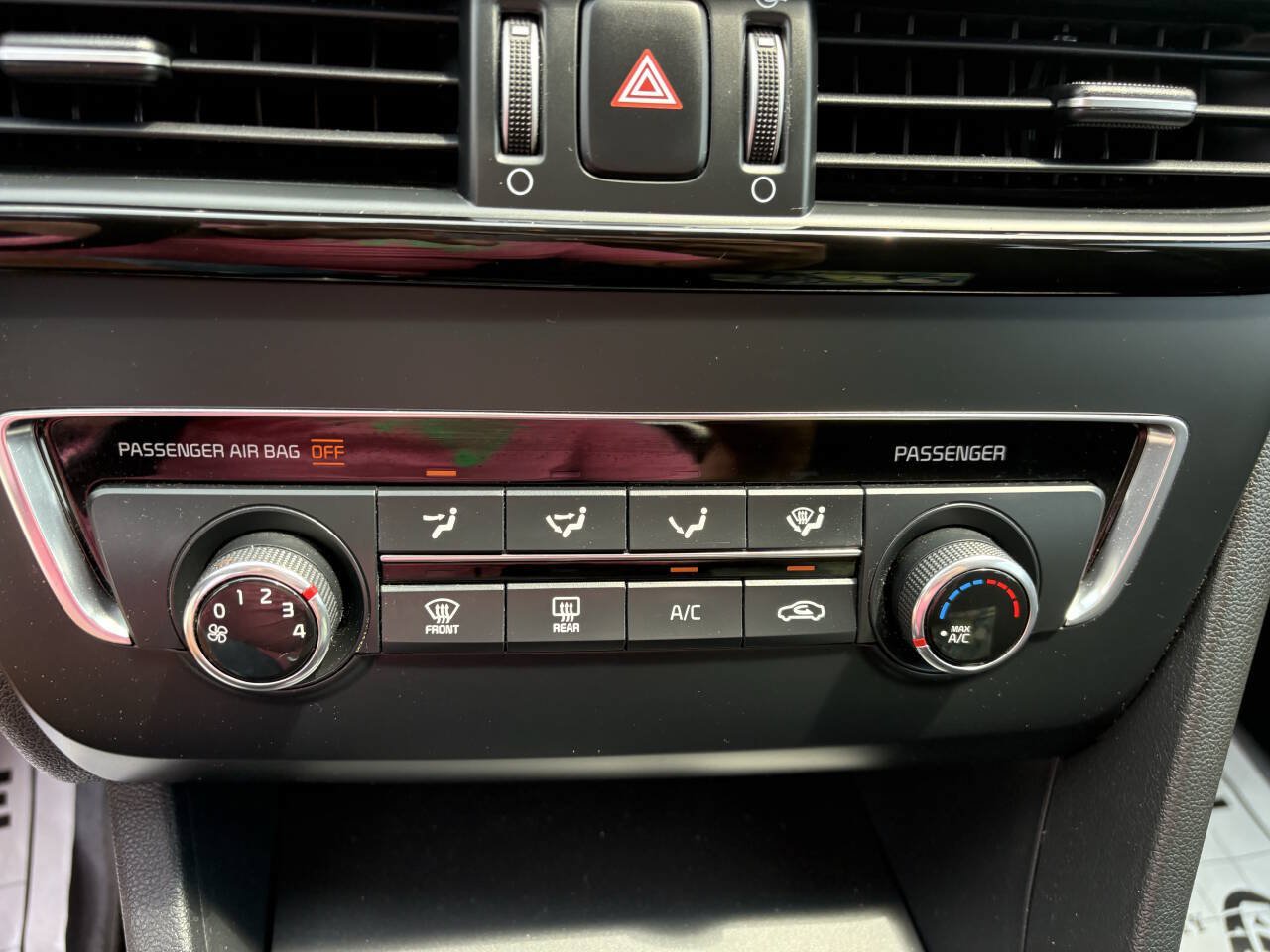Used 2017 Kia Optima LX FWD image 27