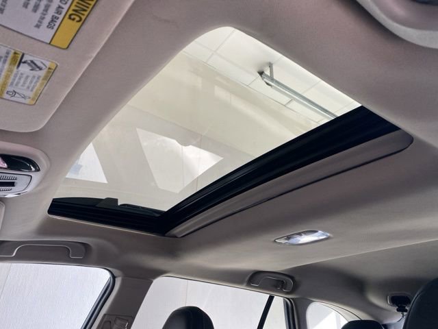 Used 2021 Subaru Outback Limited image 12