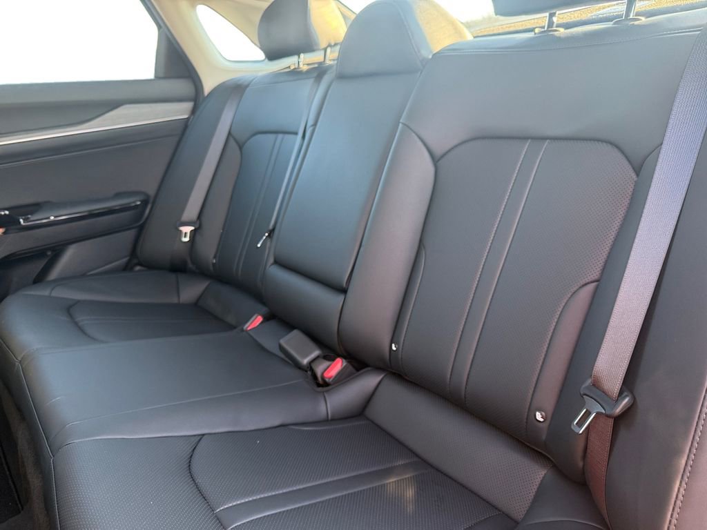 New 2025 Kia K5 EX image 14