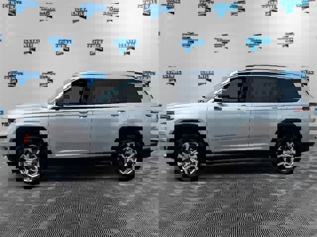 Certified 2022 Jeep Grand Cherokee L Limited image 3