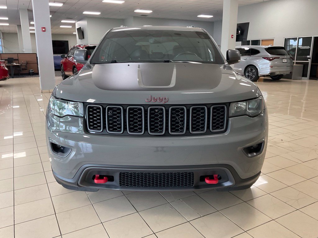 Used 2021 Jeep Grand Cherokee Trailhawk w/ Trailhawk Luxury Group AWD/4WD image 2