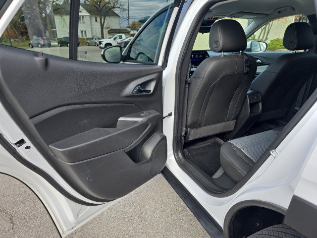 Used 2024 Chevrolet Trax LT w/ Driver Confidence Package image 29