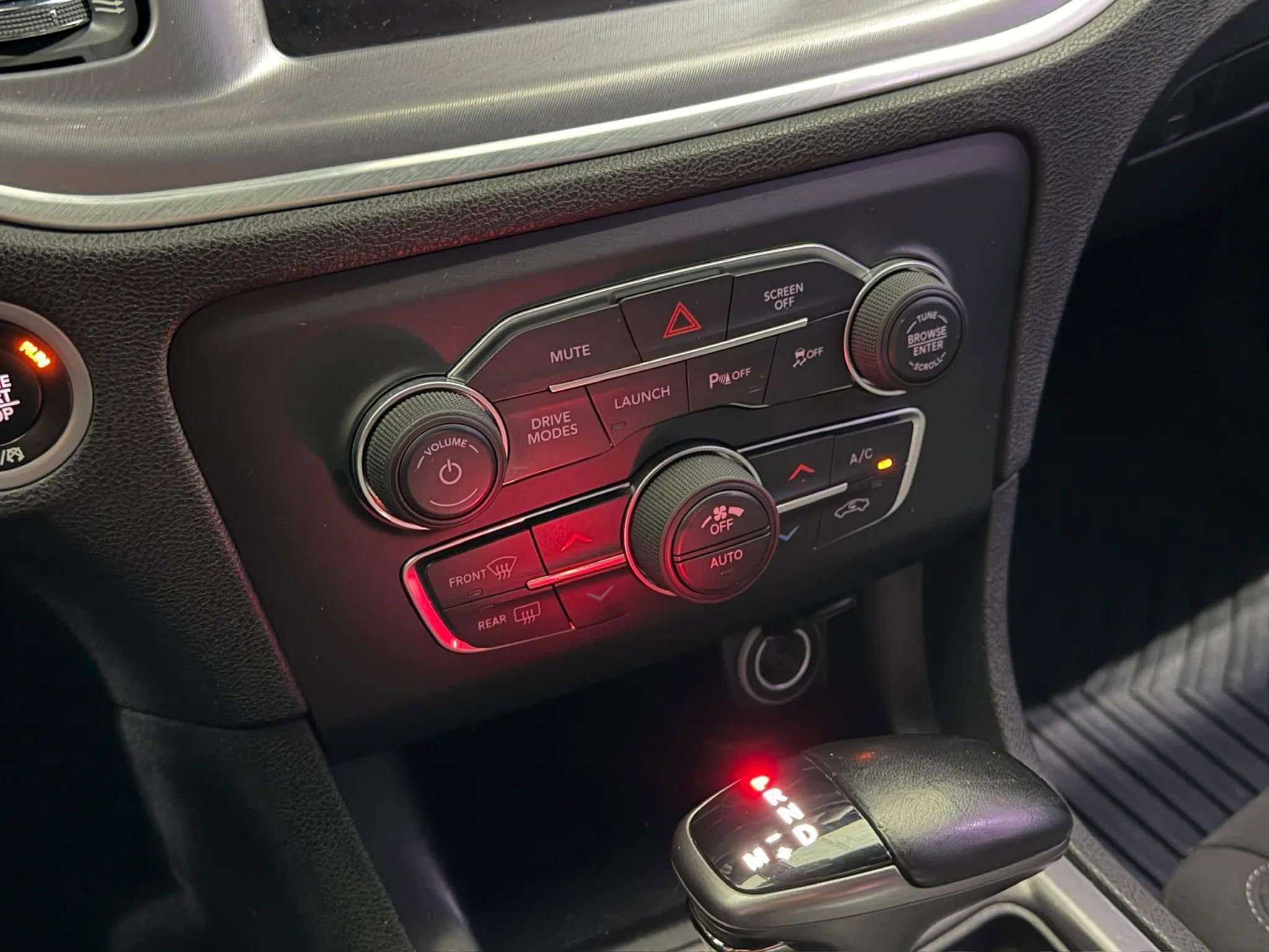 Used 2020 Dodge Charger Scat Pack RWD image 21