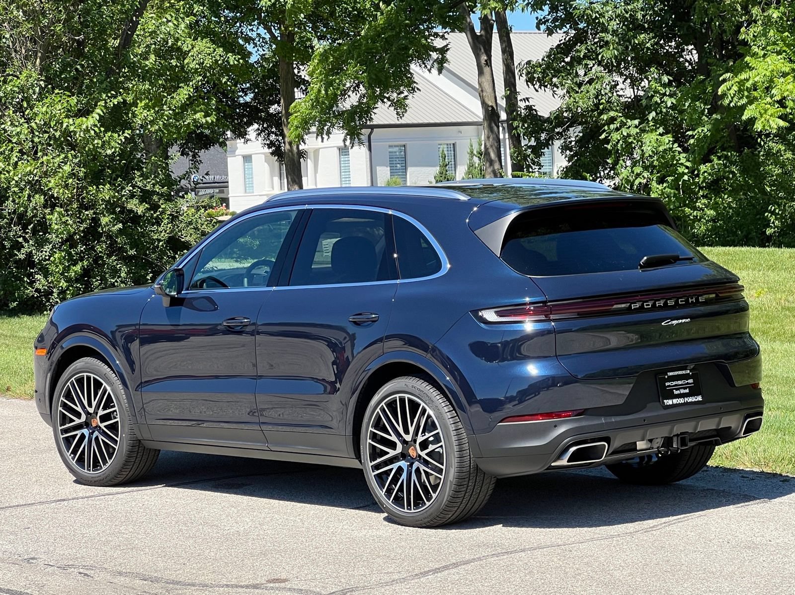 New 2026 Porsche Cayenne AWD/4WD image 3