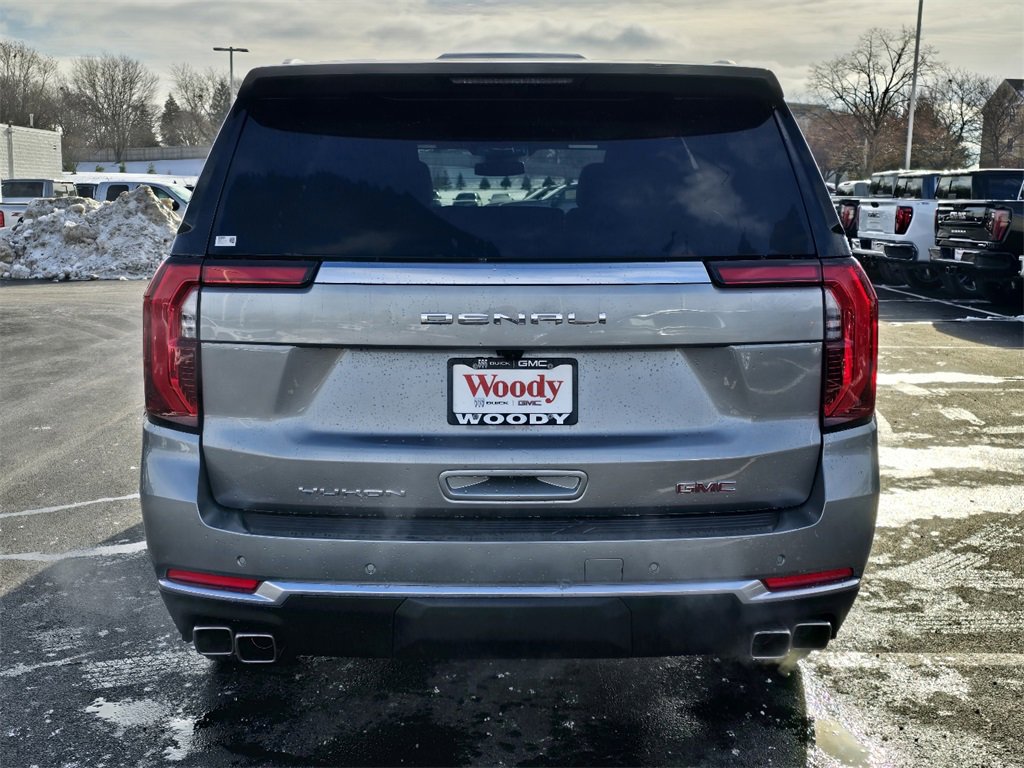 New 2026 GMC Yukon Denali image 7