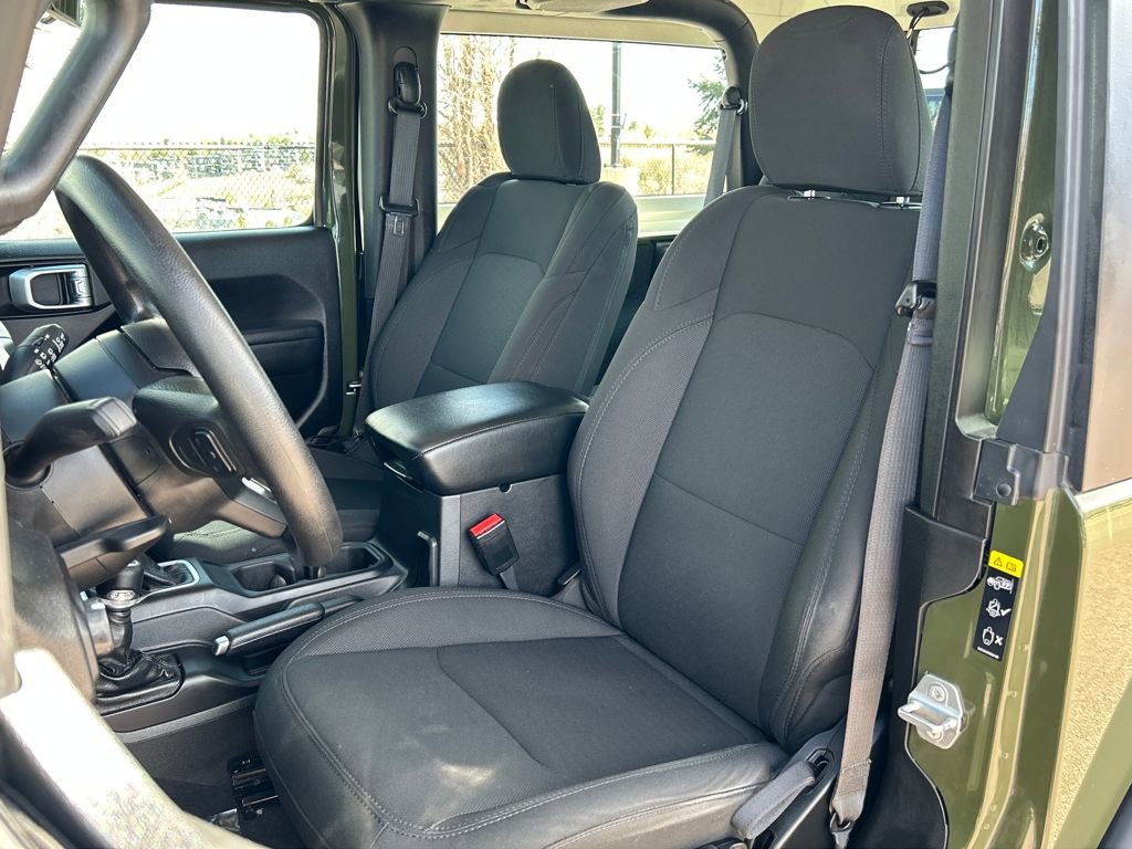 Used 2023 Jeep Wrangler Sport image 16