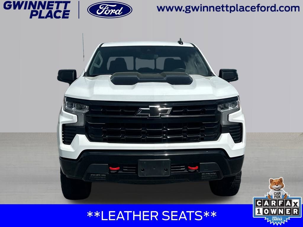 Used 2025 Chevrolet Silverado 1500 LT Trail Boss w/ Convenience Package II image 2