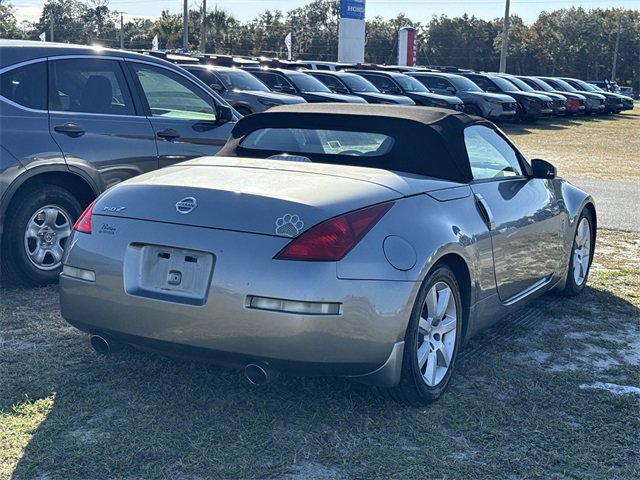 Used 2005 Nissan 350Z Touring image 5
