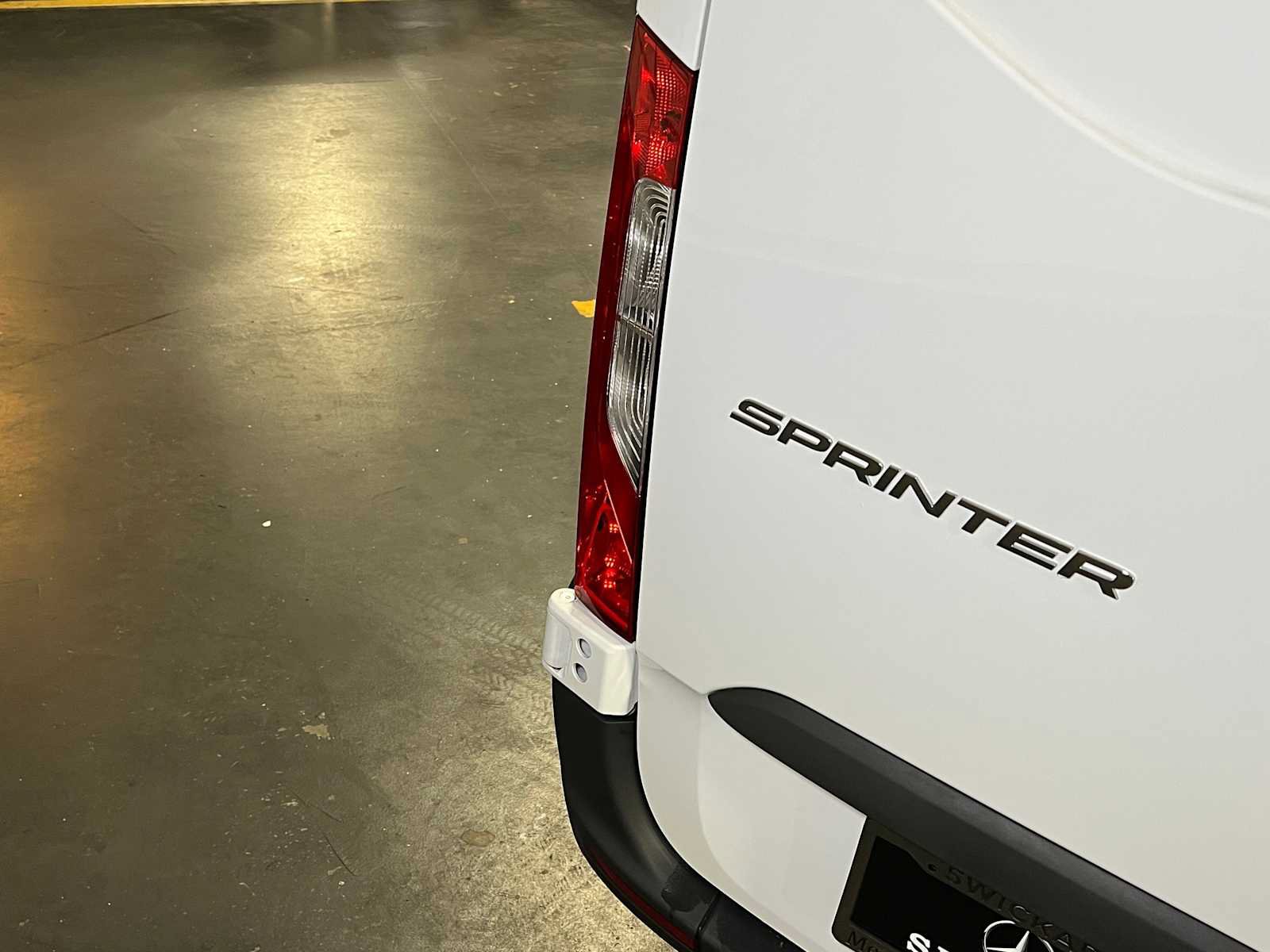 Used 2025 Mercedes-Benz Sprinter 2500 image 15