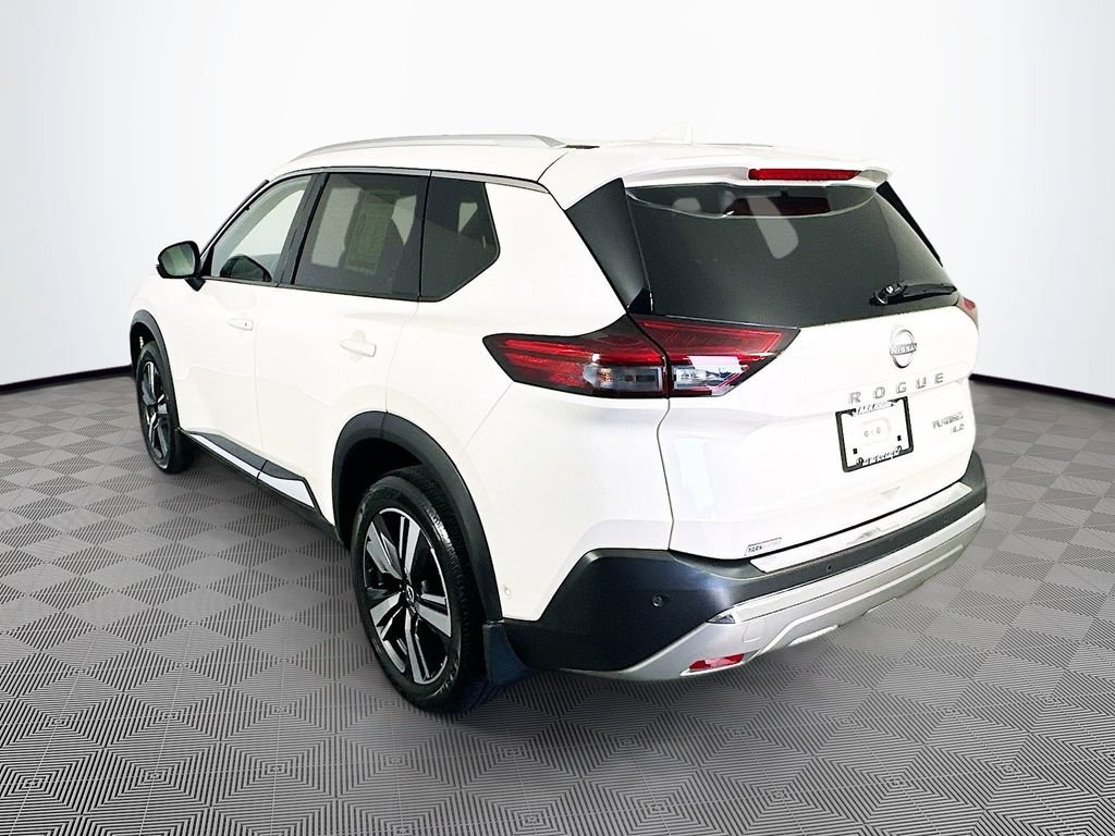 Certified 2023 Nissan Rogue Platinum AWD/4WD image 7