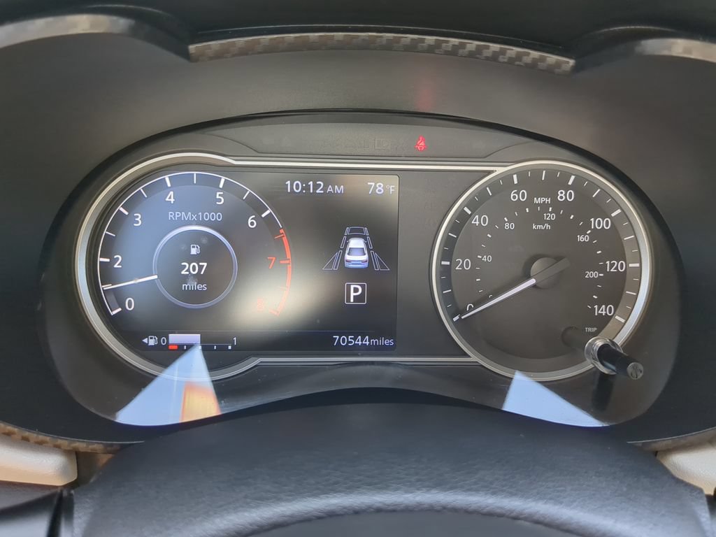 Used 2021 Nissan Versa SV FWD image 28