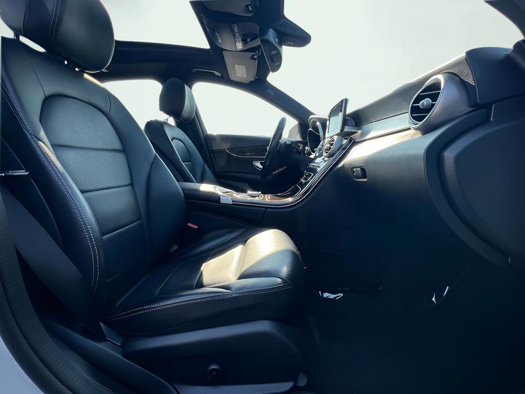 Used 2018 Mercedes-Benz C 300 Sedan image 30