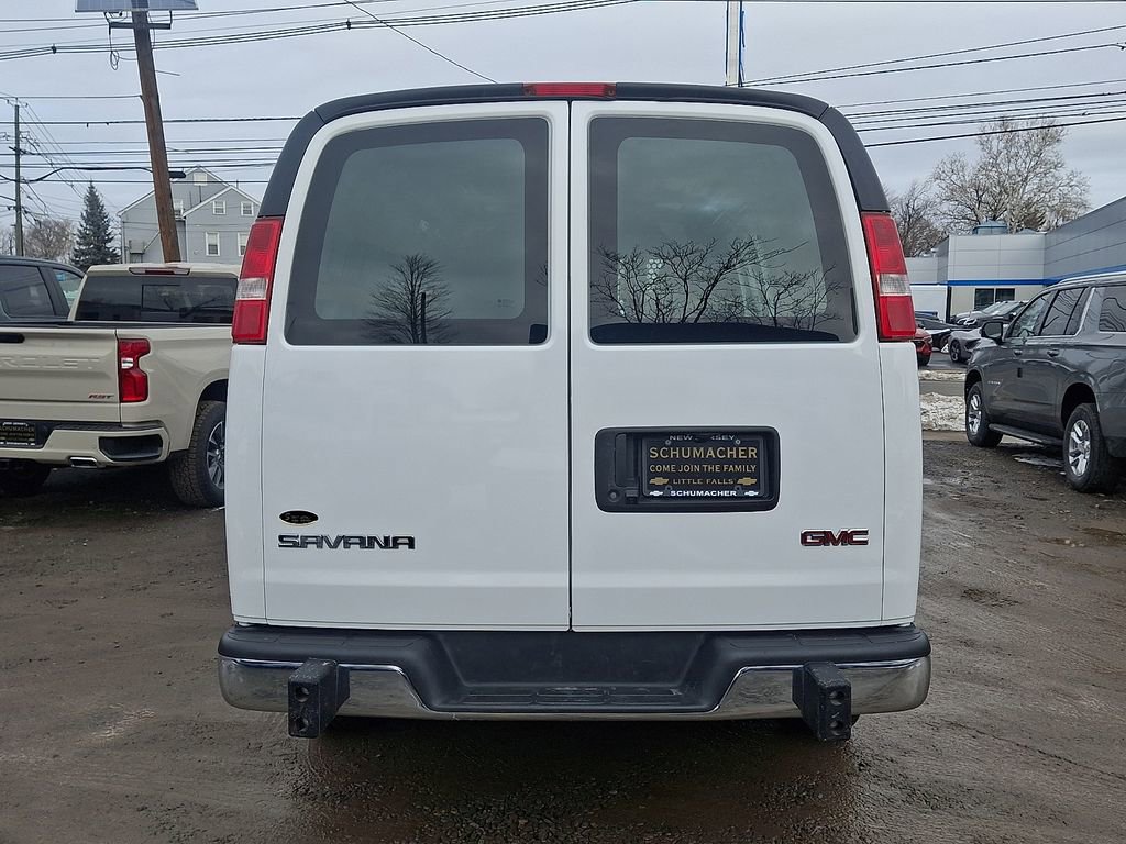 Used 2024 GMC Savana 2500 w/ Driver Convenience Package image 7