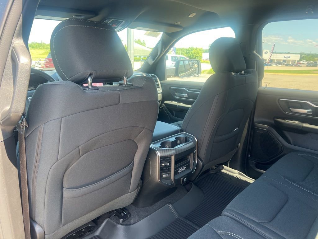 New 2026 RAM 1500 4x4 Crew Cab image 16