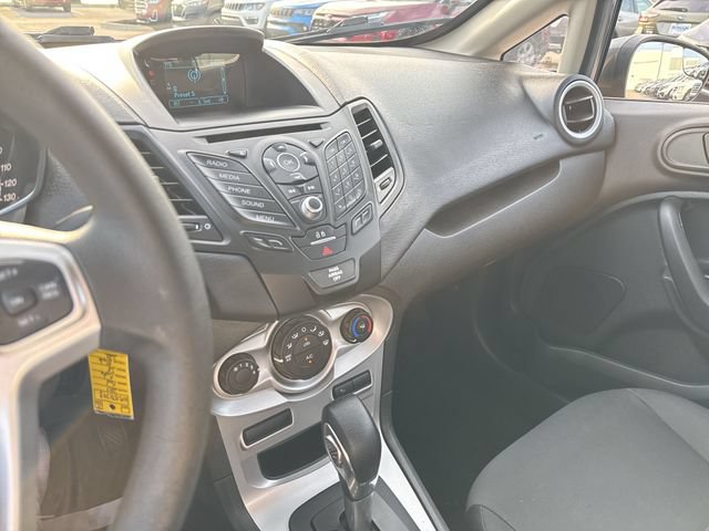 Used 2017 Ford Fiesta SE FWD image 21