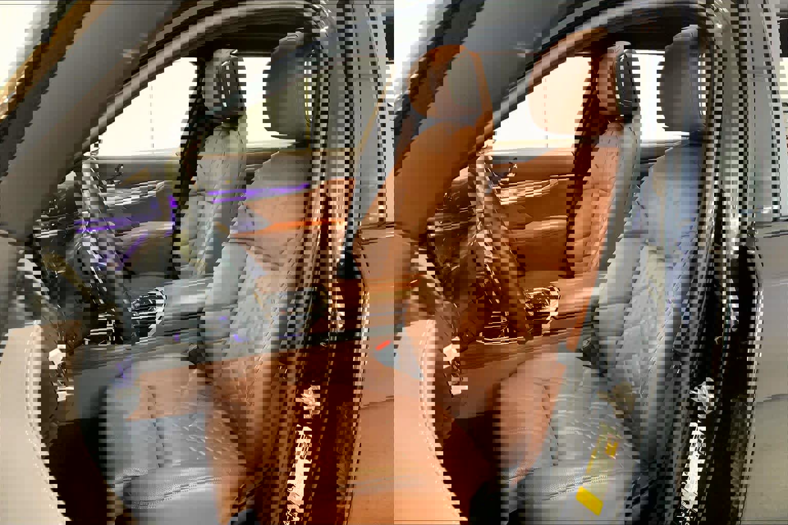 Certified 2023 BMW 760i xDrive image 8