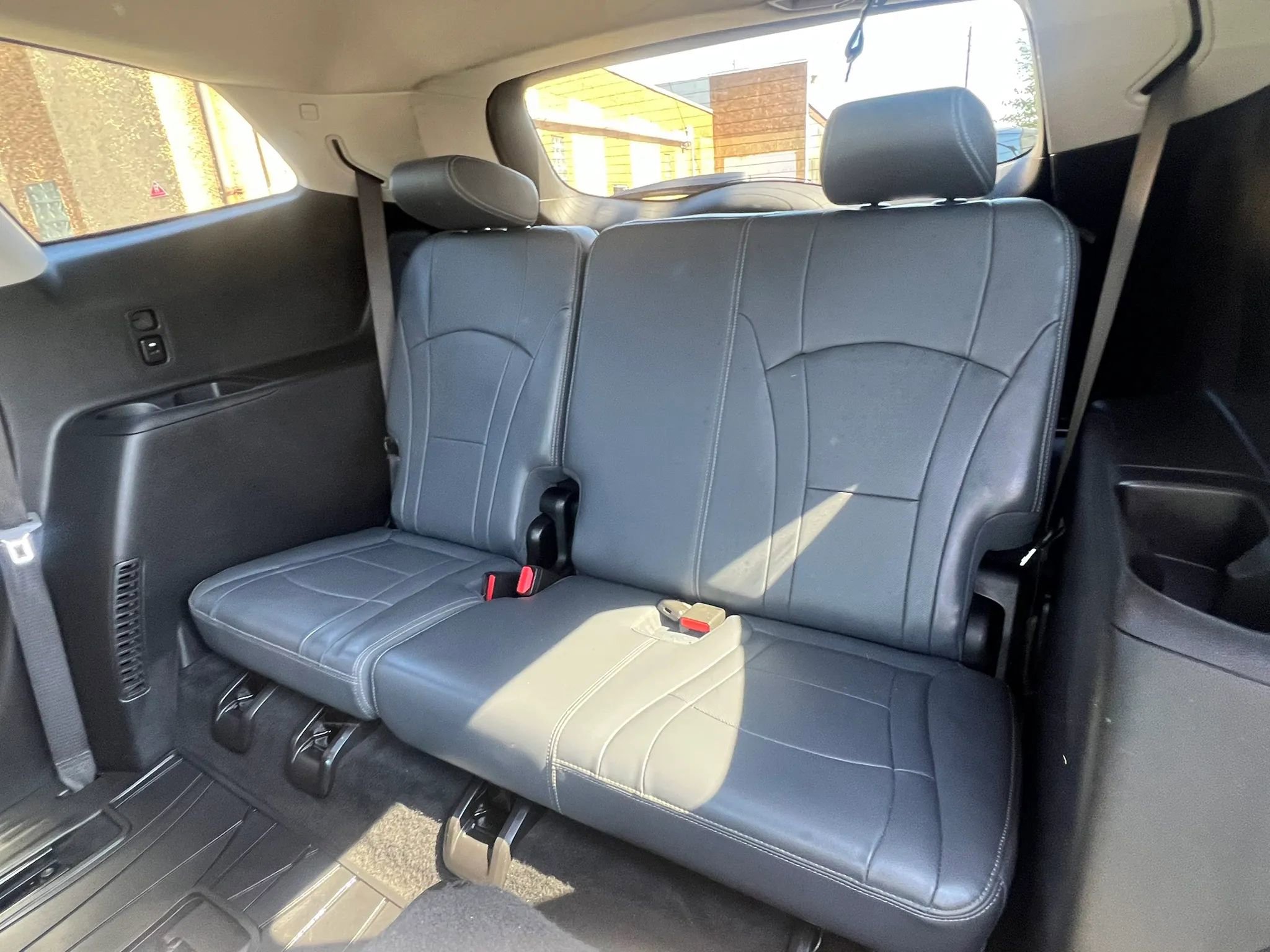 Used 2018 Buick Enclave Essence w/ Trailering Package AWD/4WD image 29