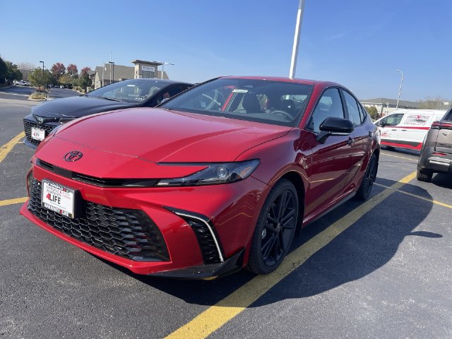 New 2026 Toyota Camry Hybrid AWD/4WD image 12