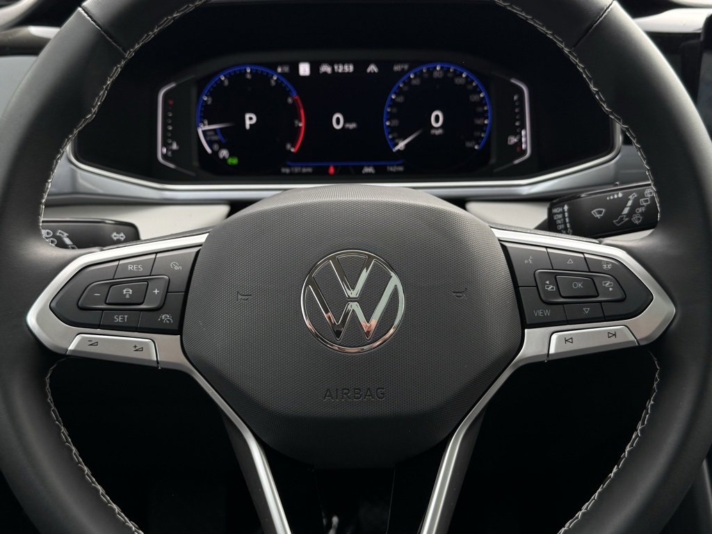 New 2025 Volkswagen Taos SEL image 27