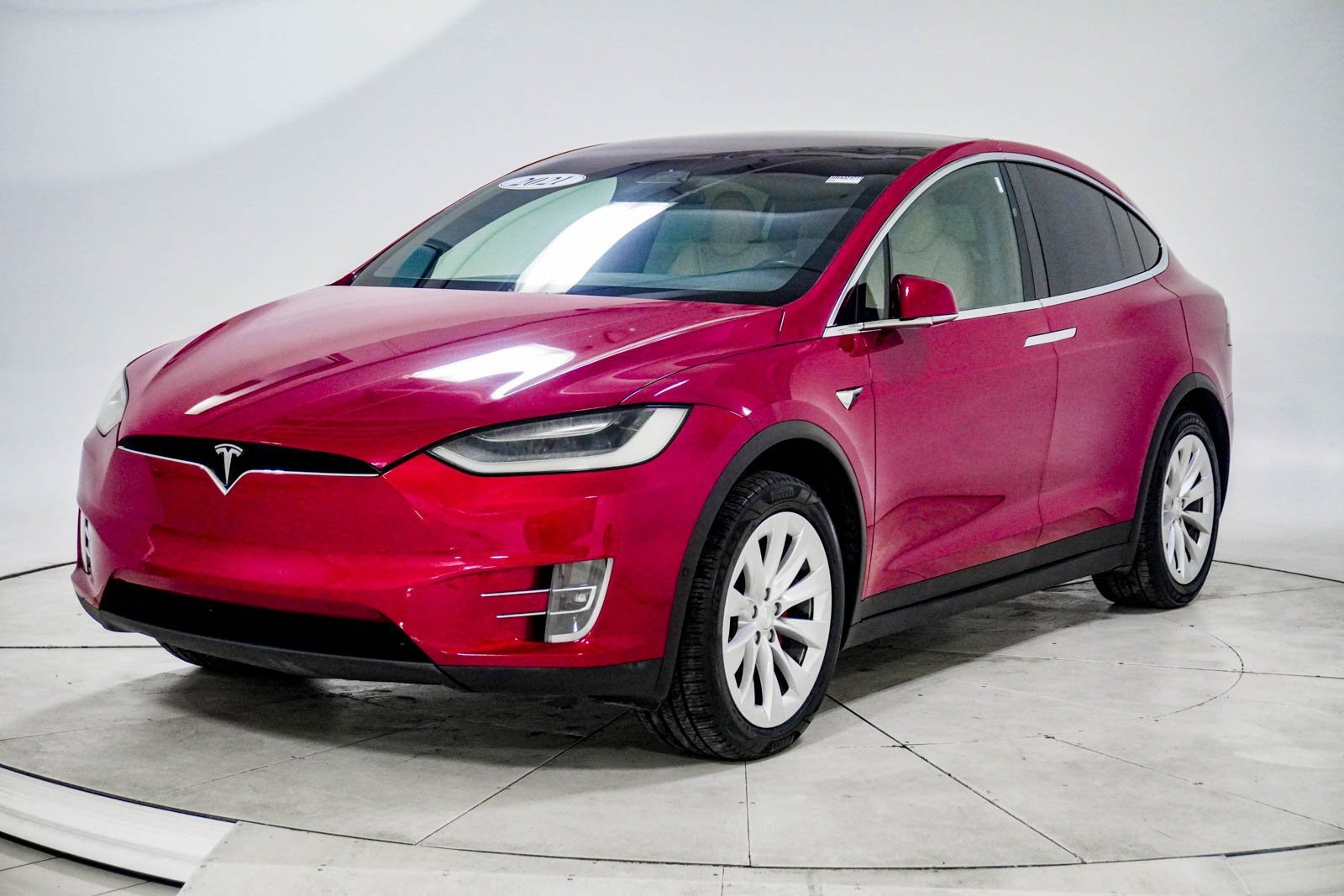 Used 2021 Tesla Model X Performance image 2