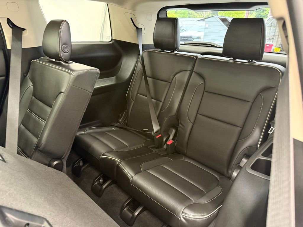 Used 2019 GMC Acadia Denali w/ GMC Pro Grade Package AWD/4WD image 22