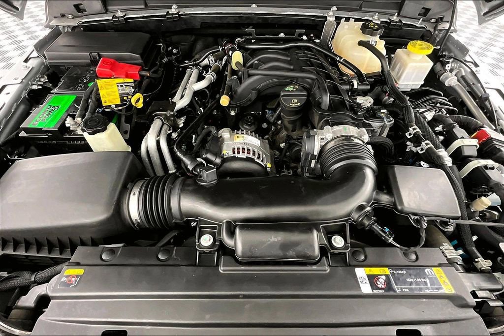 Used 2022 Jeep Gladiator Willys image 10