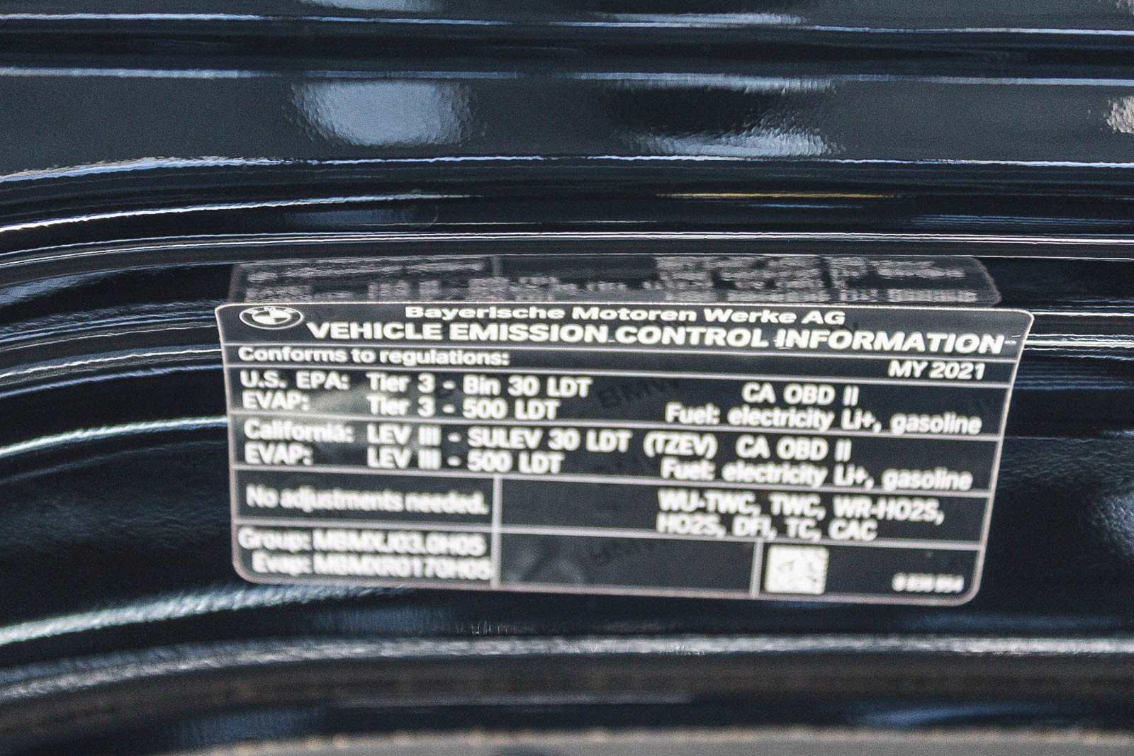 Used 2021 BMW X5 xDrive45e w/ Parking Assistance Package AWD/4WD image 28