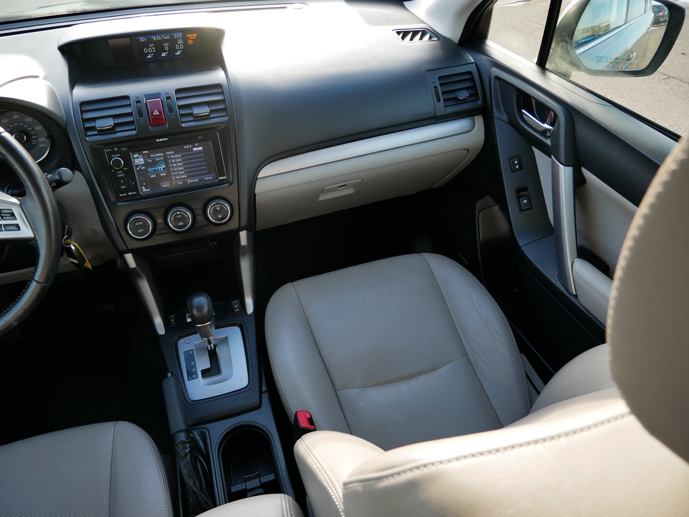 Used 2015 Subaru Forester 2.5i Limited image 11