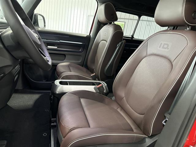 New 2025 Volkswagen ID. Buzz Pro S Plus image 14