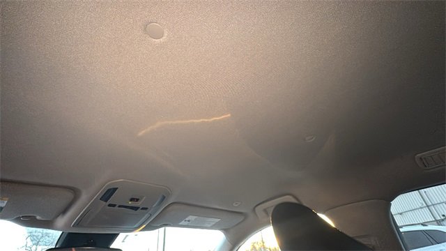 Used 2024 Toyota Highlander LE image 11