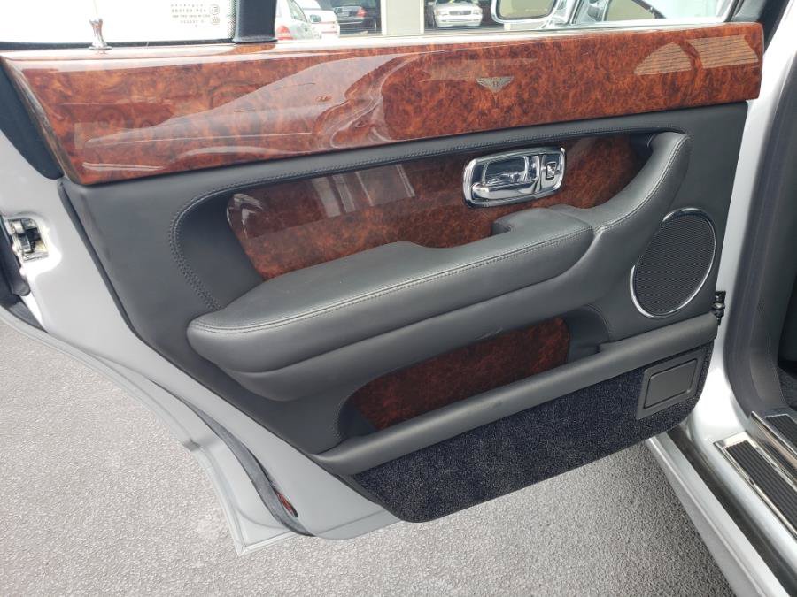 Used 2006 Bentley Arnage R RWD image 16