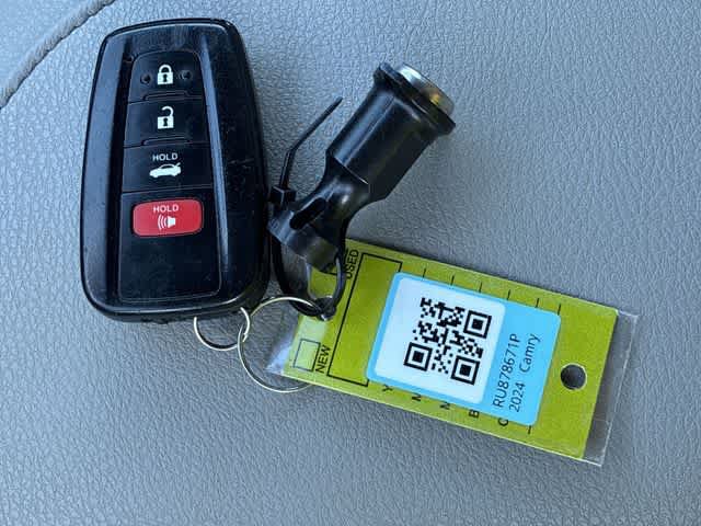 Used 2024 Toyota Camry XSE FWD image 36