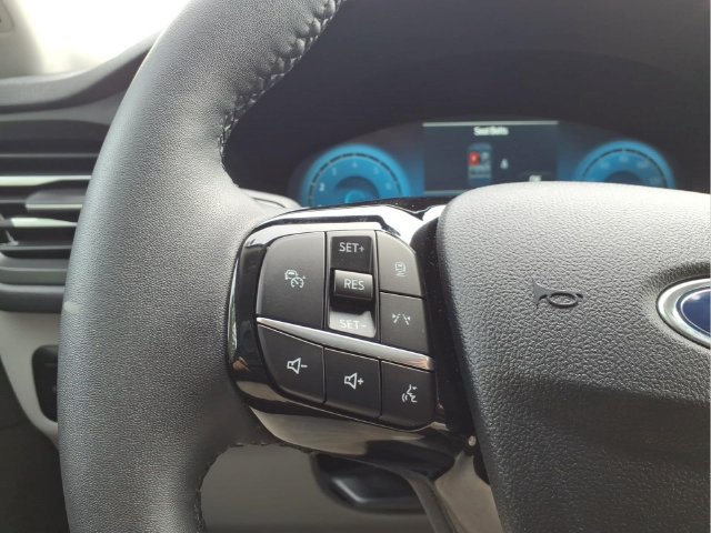 Certified 2023 Ford Escape Platinum w/ Premium Technology Package AWD/4WD image 14