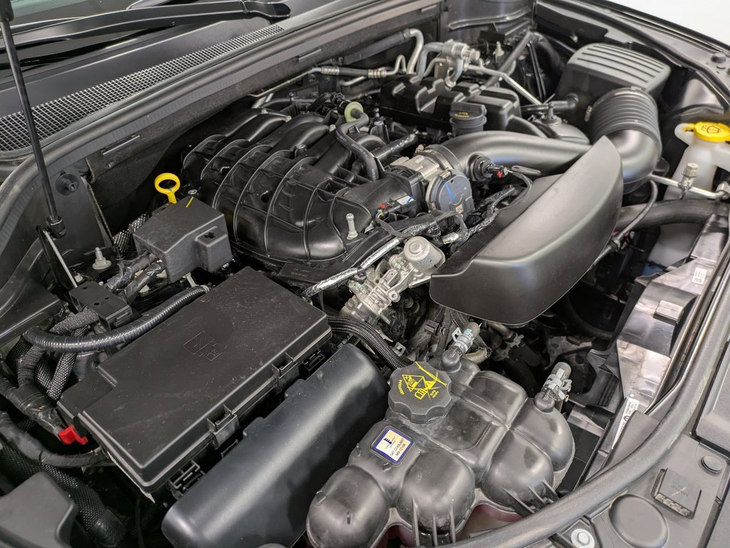 Used 2024 Dodge Durango GT image 30