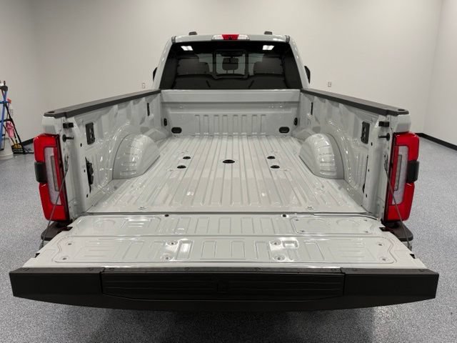 Certified 2026 Ford F450 Platinum w/ Platinum Plus Package AWD/4WD image 12