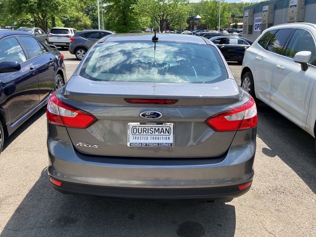 Used 2012 Ford Focus S FWD image 5