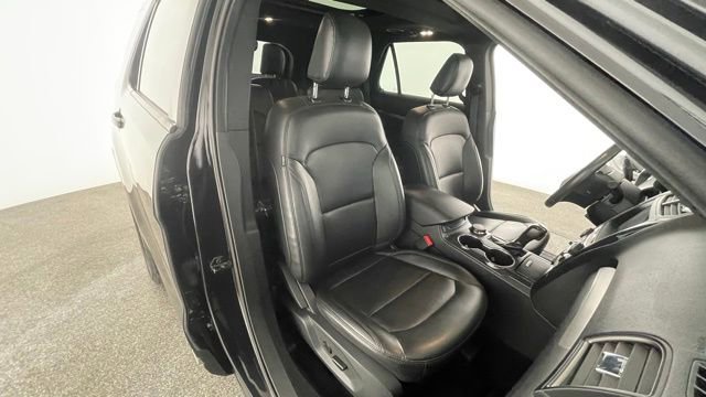 Used 2019 Ford Explorer XLT w/ Equipment Group 202A image 49