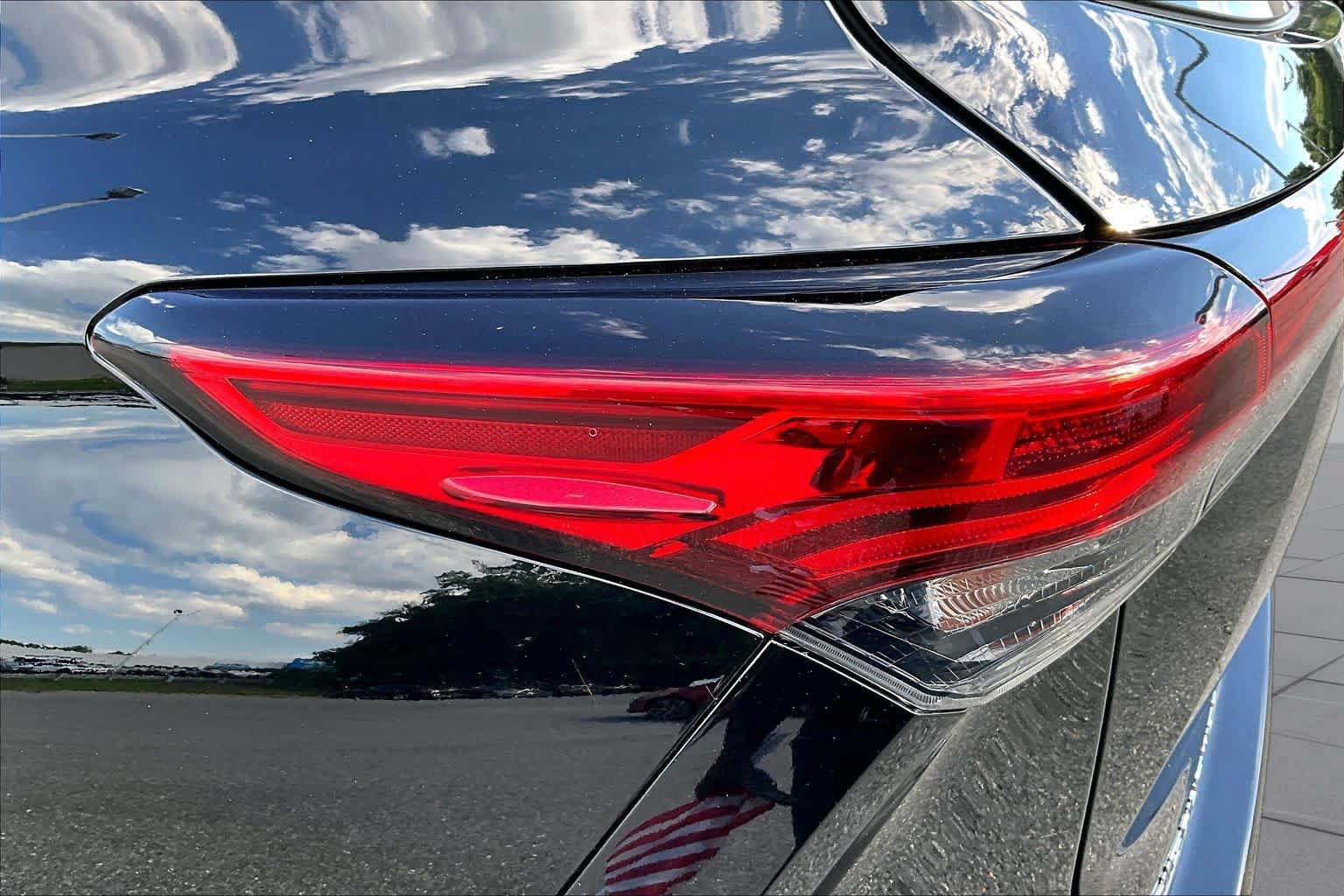 Used 2022 Toyota Highlander Limited AWD/4WD image 56