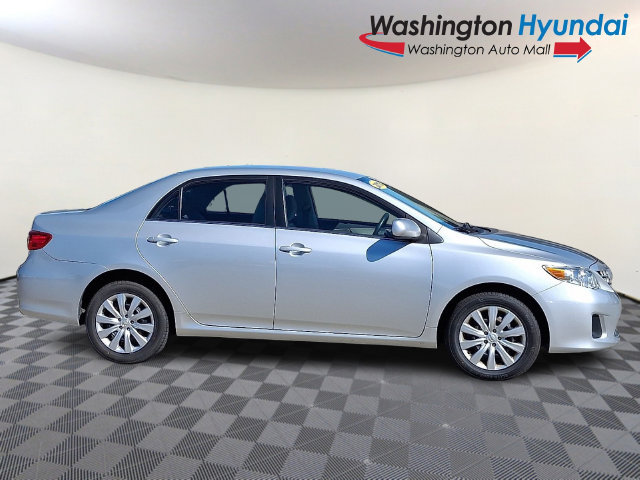 Used 2013 Toyota Corolla LE FWD image 7
