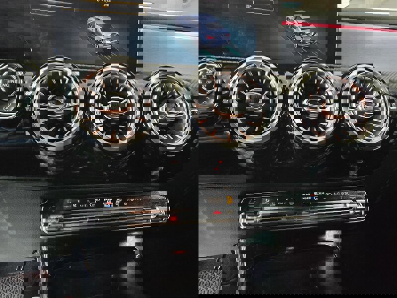 Used 2020 Mercedes-Benz A 220 w/ Premium Package image 34