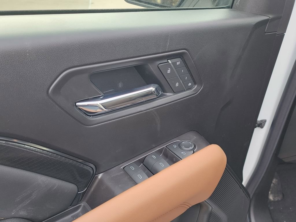 New 2026 GMC Canyon AT4 w/ Technology Plus Package image 14