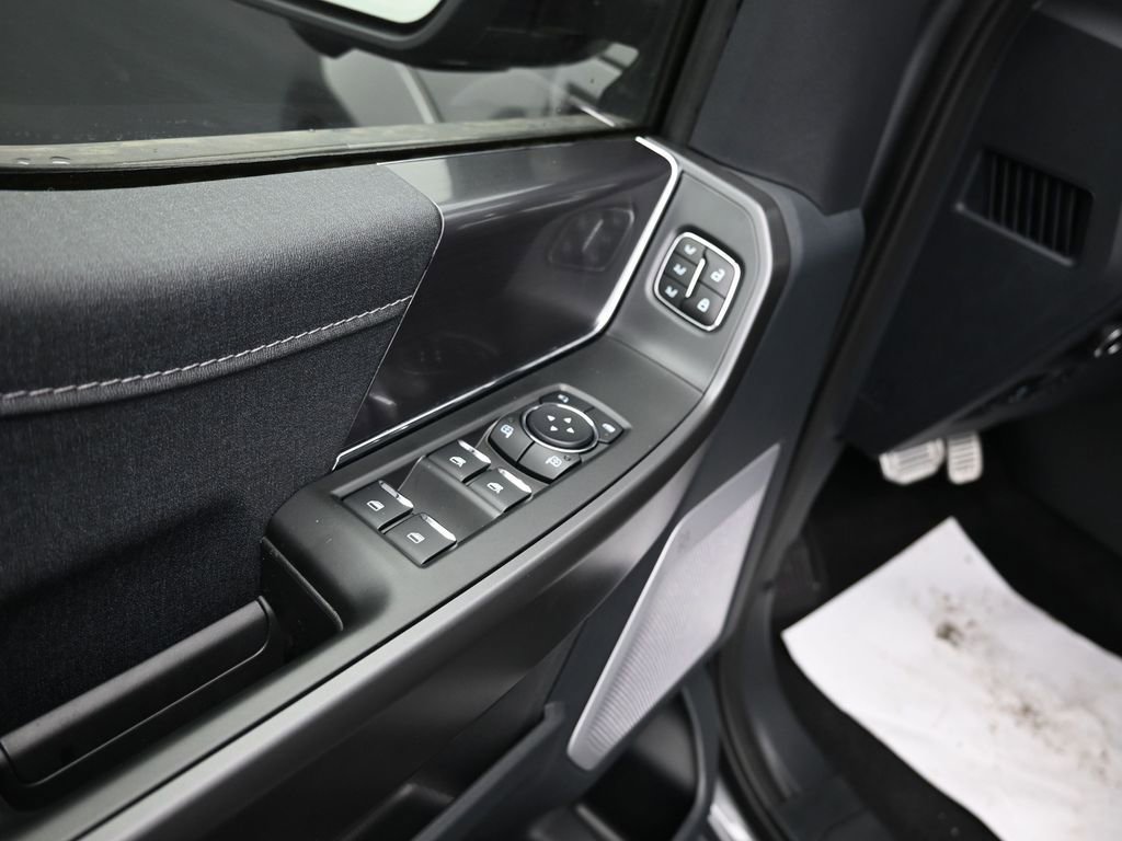 New 2025 Ford F150 Lariat w/ Equipment Group 502A High image 24