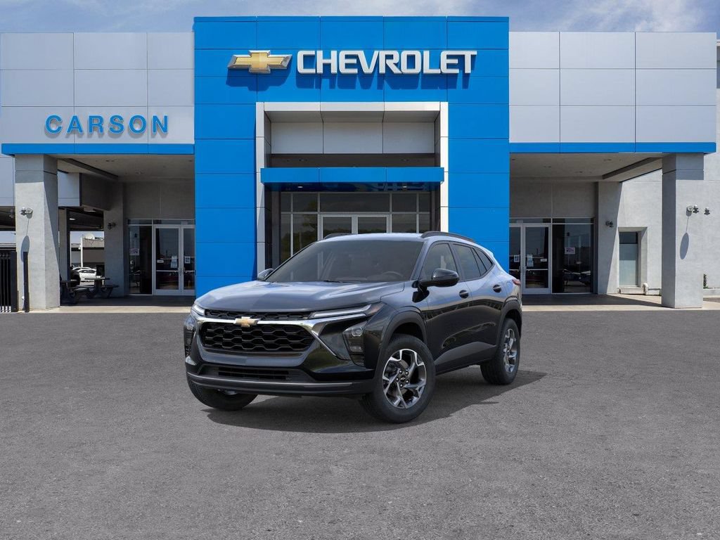 New 2026 Chevrolet Trax LT w/ Driver Confidence Package FWD image 8