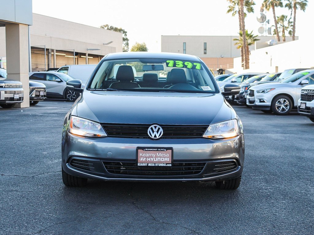 Used 2012 Volkswagen Jetta SE image 2