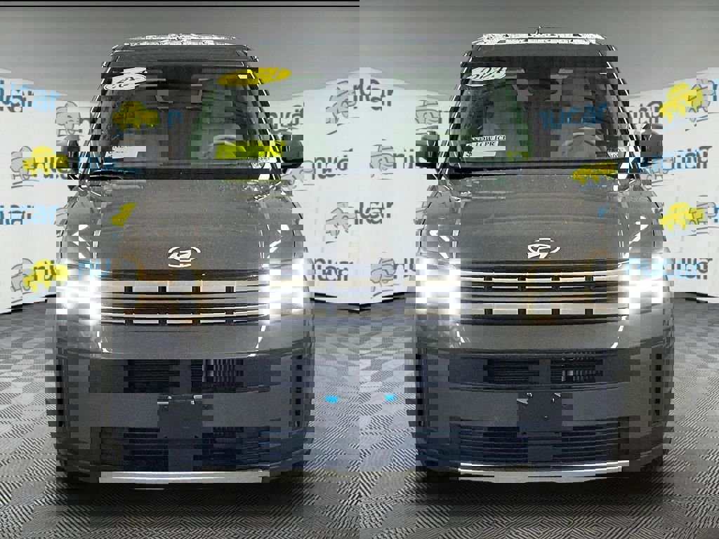 Used 2024 Hyundai Santa Fe SE image 2