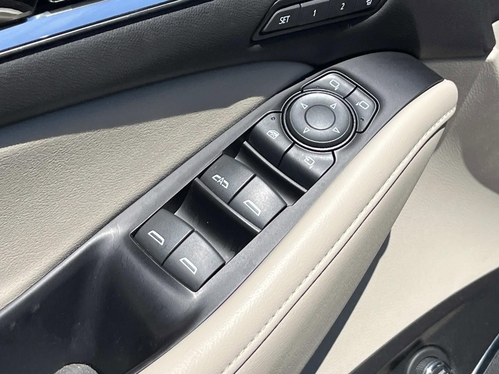 Used 2020 Buick Enclave Premium w/ Trailering Package, 5000 lbs. AWD/4WD image 30