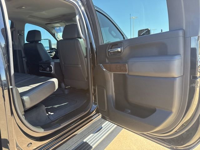 Used 2023 GMC Sierra 2500 Denali w/ Denali Black Diamond Edition image 47