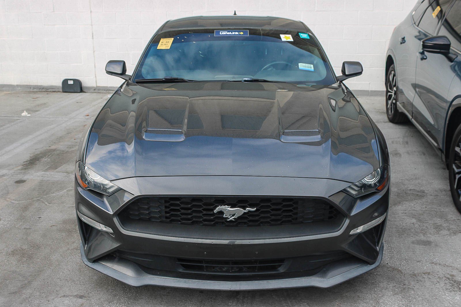 Used 2020 Ford Mustang Premium RWD image 3
