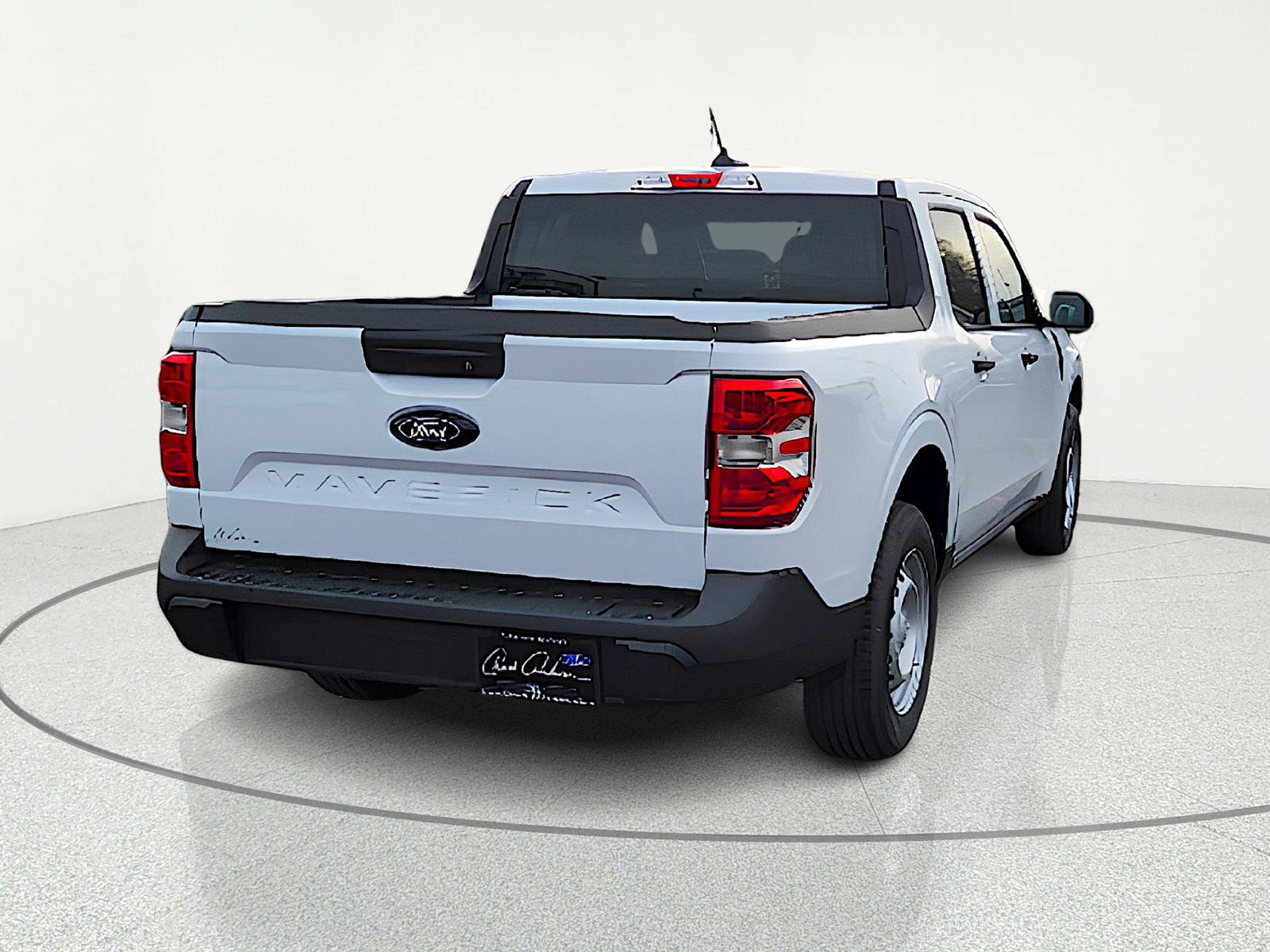 New 2026 Ford Maverick XL image 8